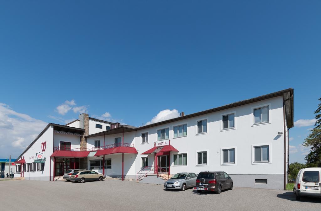 Gasthof-Pension Wein Fertőszéleskút Kültér fotó